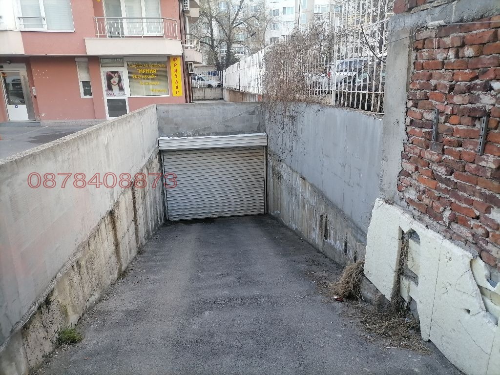 Продава ГАРАЖ, ПАРКОМЯСТО, гр. София, Люлин 6, снимка 6 - Гаражи и паркоместа - 55839912