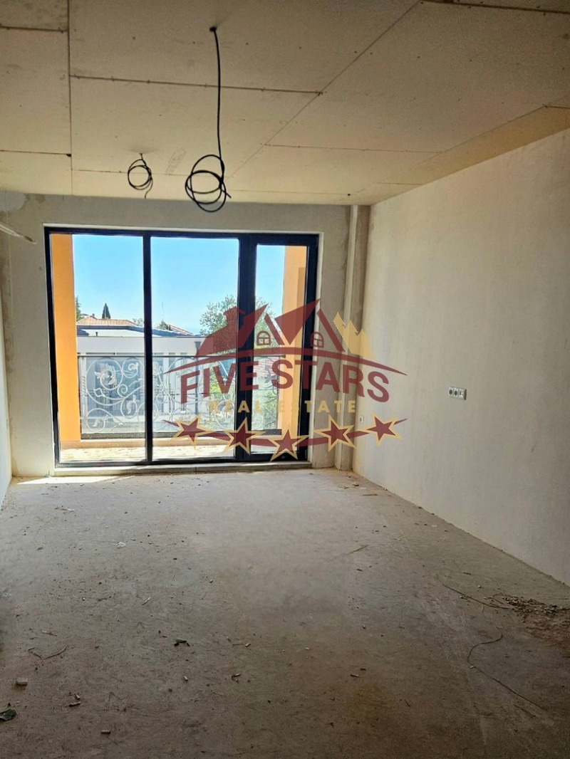 Na prodej  1 ložnice Varna , Vinica , 71 m2 | 38765781 - obraz [2]