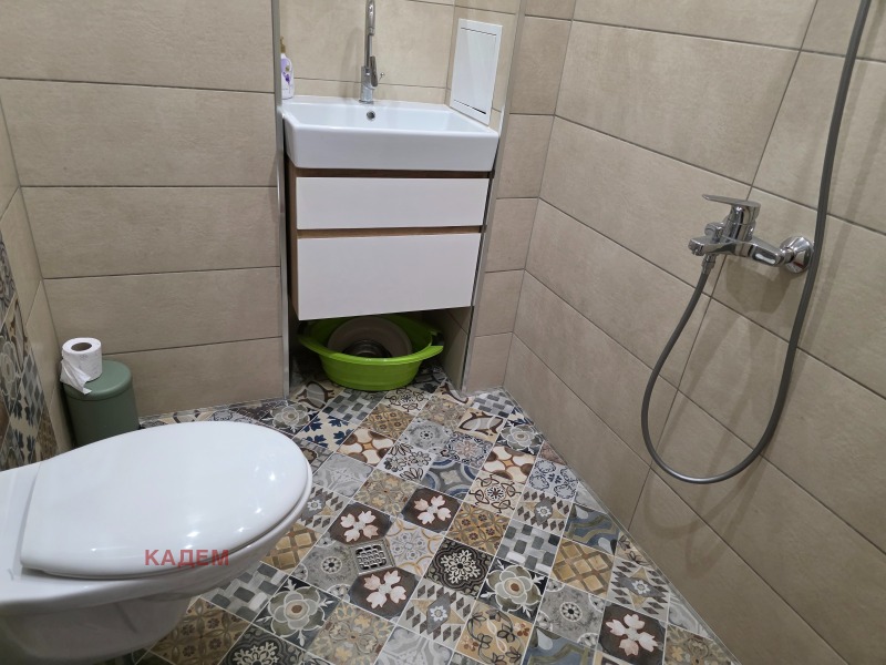 На продаж  1 спальня Кюстендил , Център , 70 кв.м | 21288330 - зображення [2]