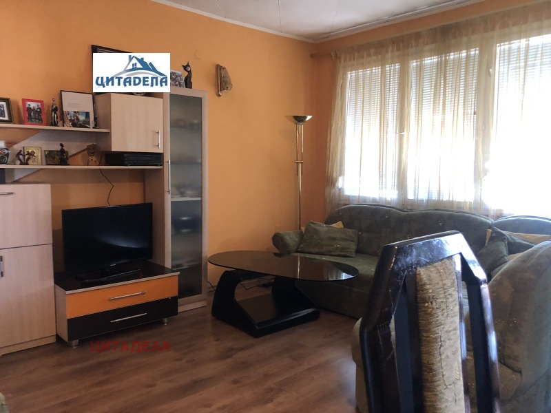 Eladó  2 hálószobás Stara Zagora , Centar , 76 négyzetméter | 61344218 - kép [3]