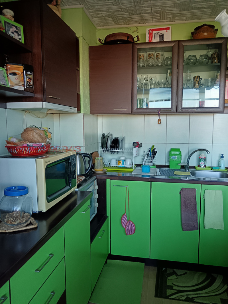 Продава 3-СТАЕН, гр. Русе, Възраждане, снимка 4 - Апартаменти - 52779510