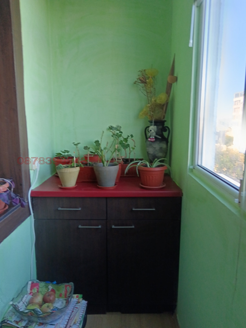 Продава 3-СТАЕН, гр. Русе, Възраждане, снимка 3 - Апартаменти - 52779510