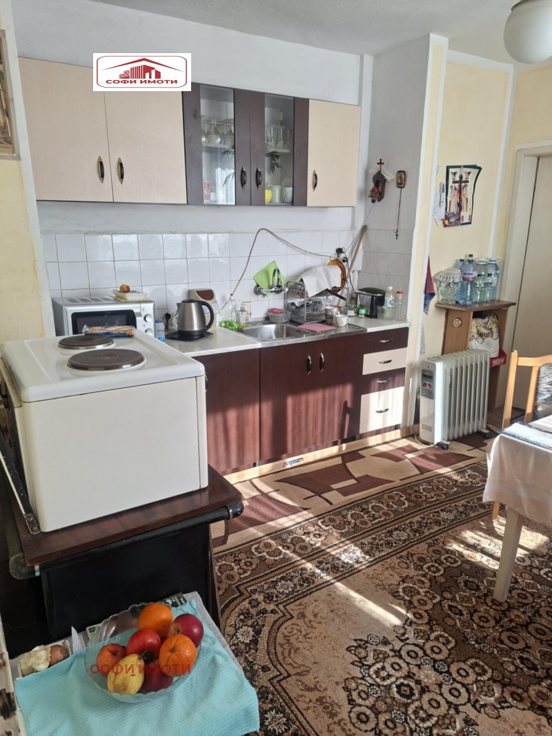 Продава МНОГОСТАЕН, гр. Кърджали, Веселчане