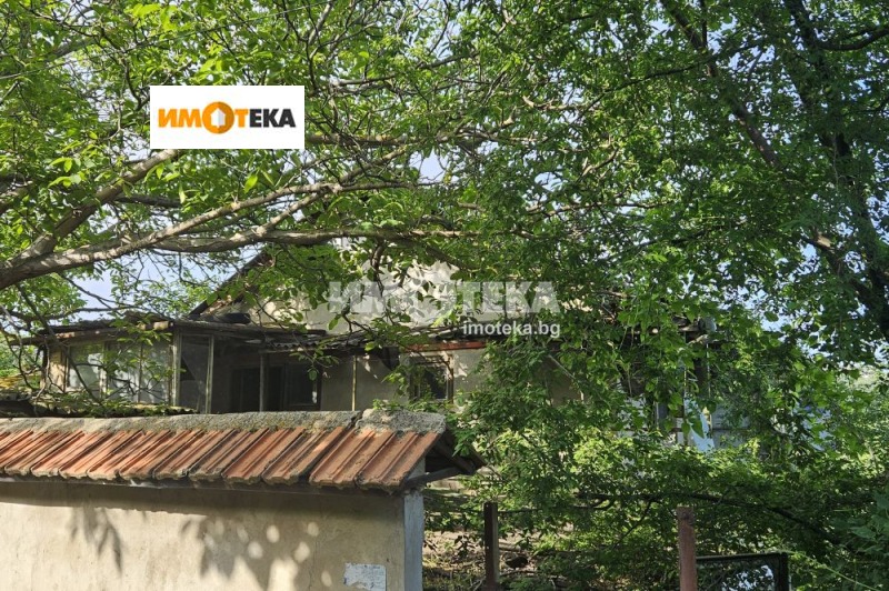 Продава КЪЩА, гр. Варна, м-т Боровец - юг, снимка 2 - Къщи - 46426469