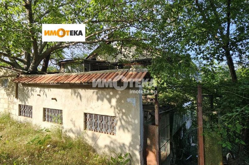 Продава КЪЩА, гр. Варна, м-т Боровец - юг, снимка 1 - Къщи - 46426469