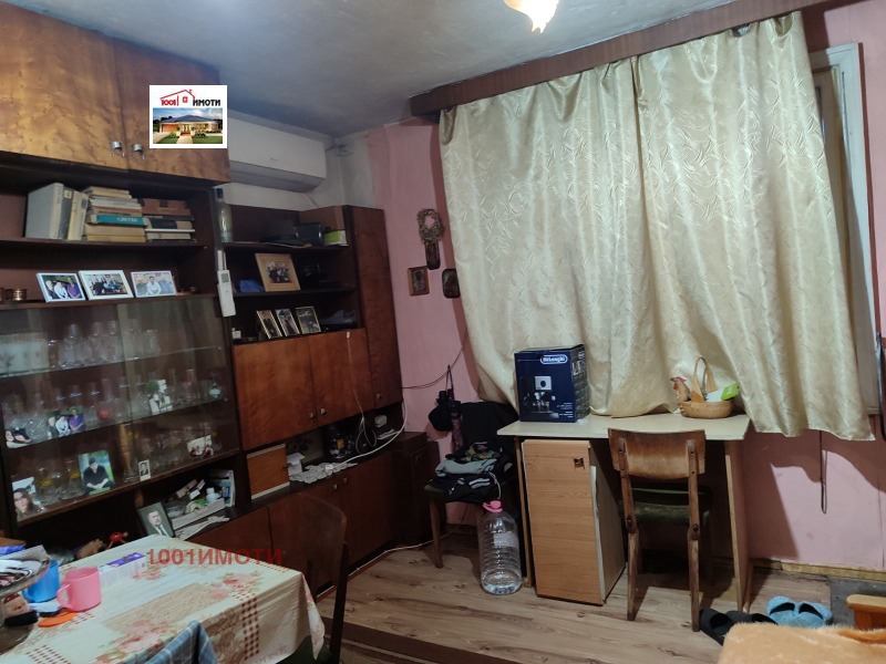 Продава КЪЩА, гр. Добрич, Рилци, снимка 6 - Къщи - 52681090