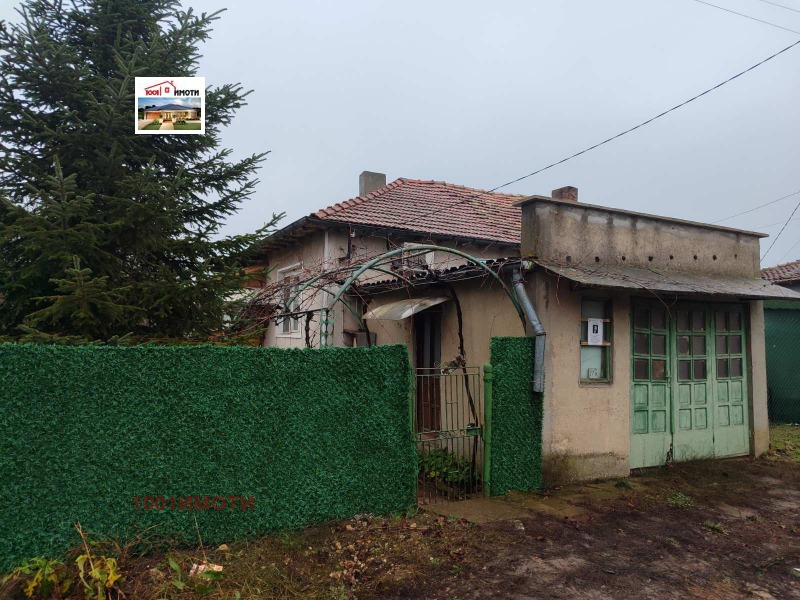 Продава КЪЩА, гр. Добрич, Рилци, снимка 2 - Къщи - 52681090