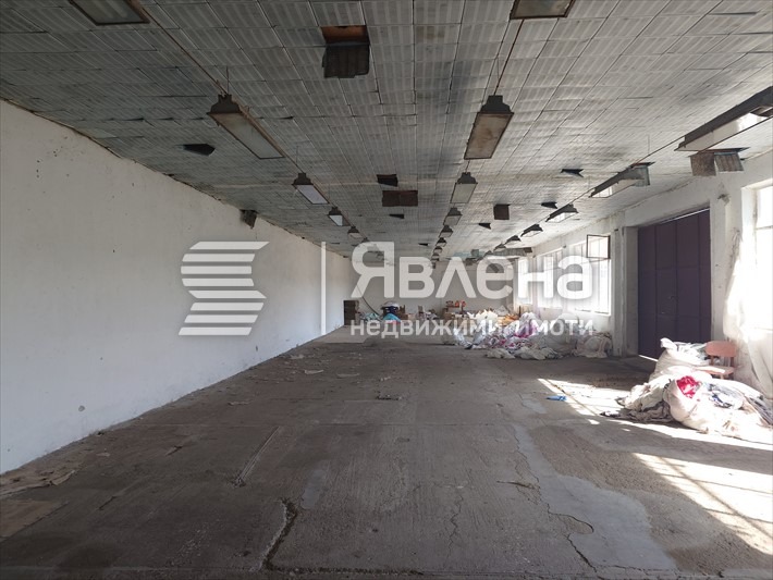 Продава ПРОМ. ПОМЕЩЕНИЕ, с. Езерово, област Пловдив, снимка 5 - Производствени сгради - 54757321