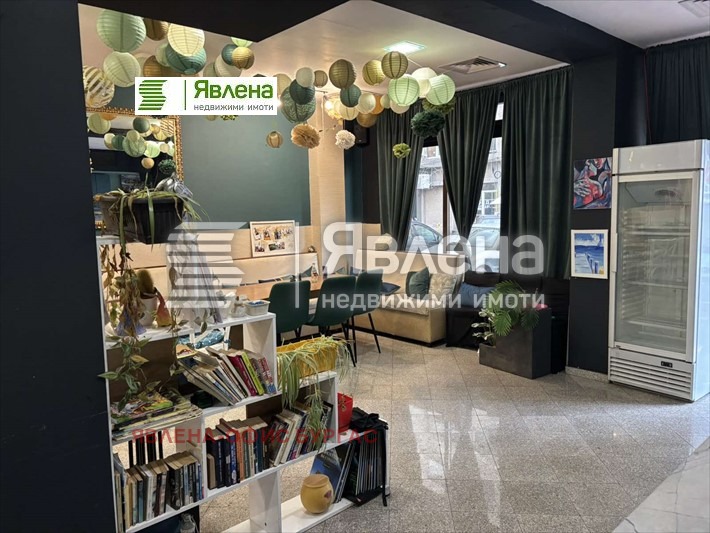 Eladó  Bár; Kávézó Burgas , Vazrazsdane , 108 négyzetméter | 81345809 - kép [2]