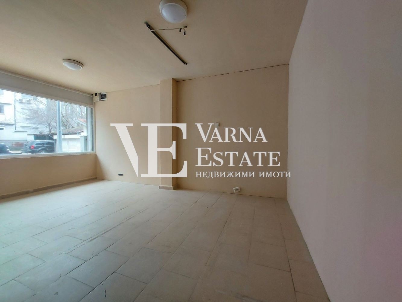 Продава МАГАЗИН, гр. Варна, Владислав Варненчик 1, снимка 2 - Магазини - 51903139