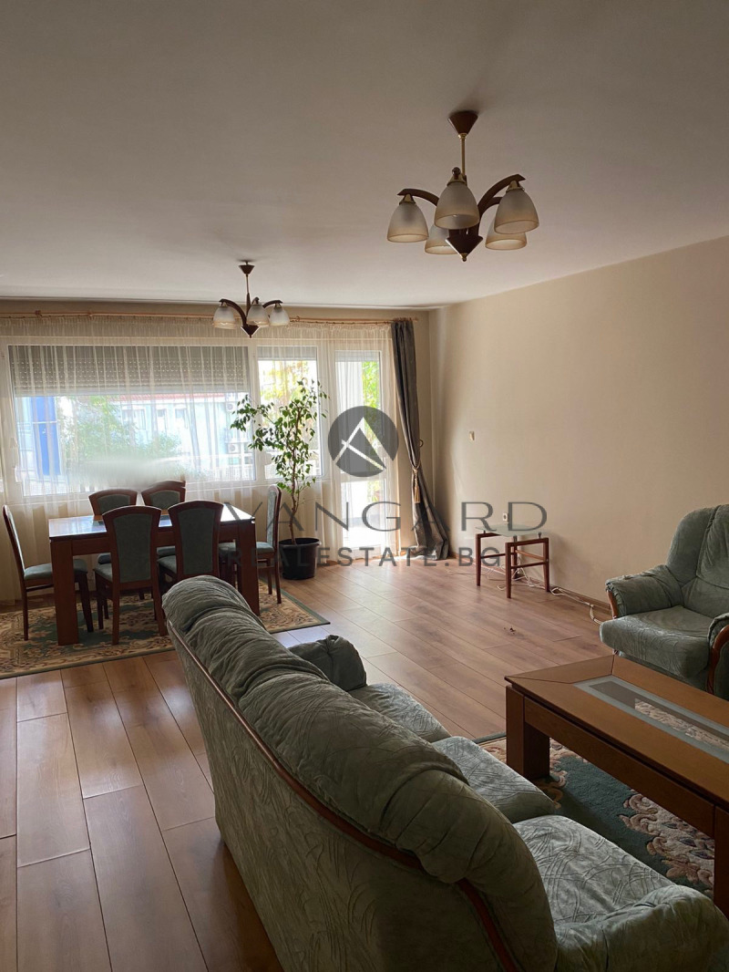 Продава 4-СТАЕН в град Пловдив, Център - 156 кв.м / 421 199 € » 823 793.64 лв., АВАНГАРД РИЪЛ ЕСТЕЙТ