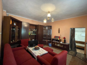 Casa Znamenosec, região Stara Zagora 3