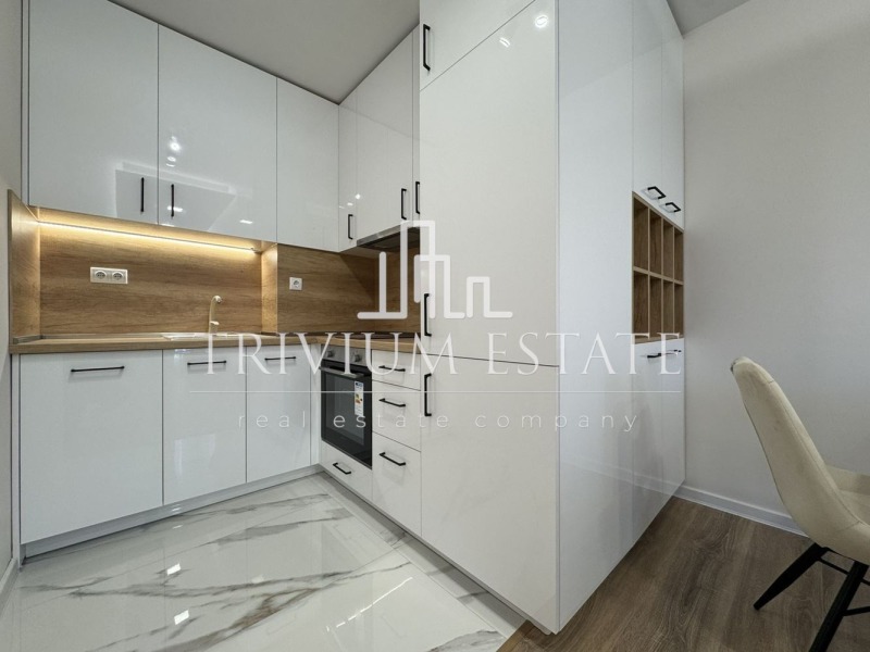 Продава 2-СТАЕН, гр. Пловдив, Остромила, снимка 2 - Апартаменти - 52718954