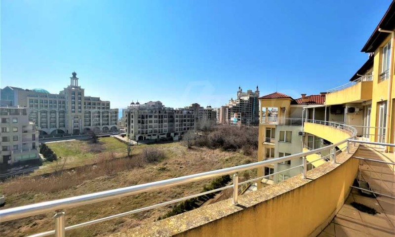 En venta  2 dormitorios región Burgas , Pomorie , 91 metros cuadrados | 23369773 - imagen [6]