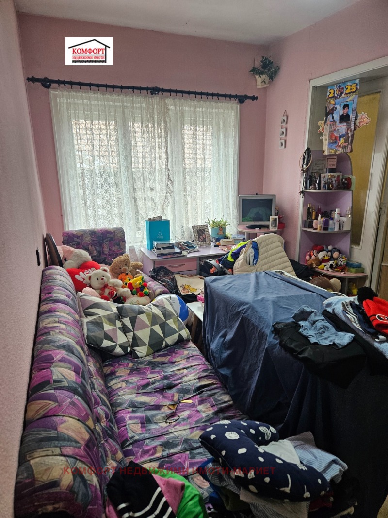 Продава ЕТАЖ ОТ КЪЩА, гр. Плевен, Мара Денчева, снимка 10 - Етаж от къща - 52920289