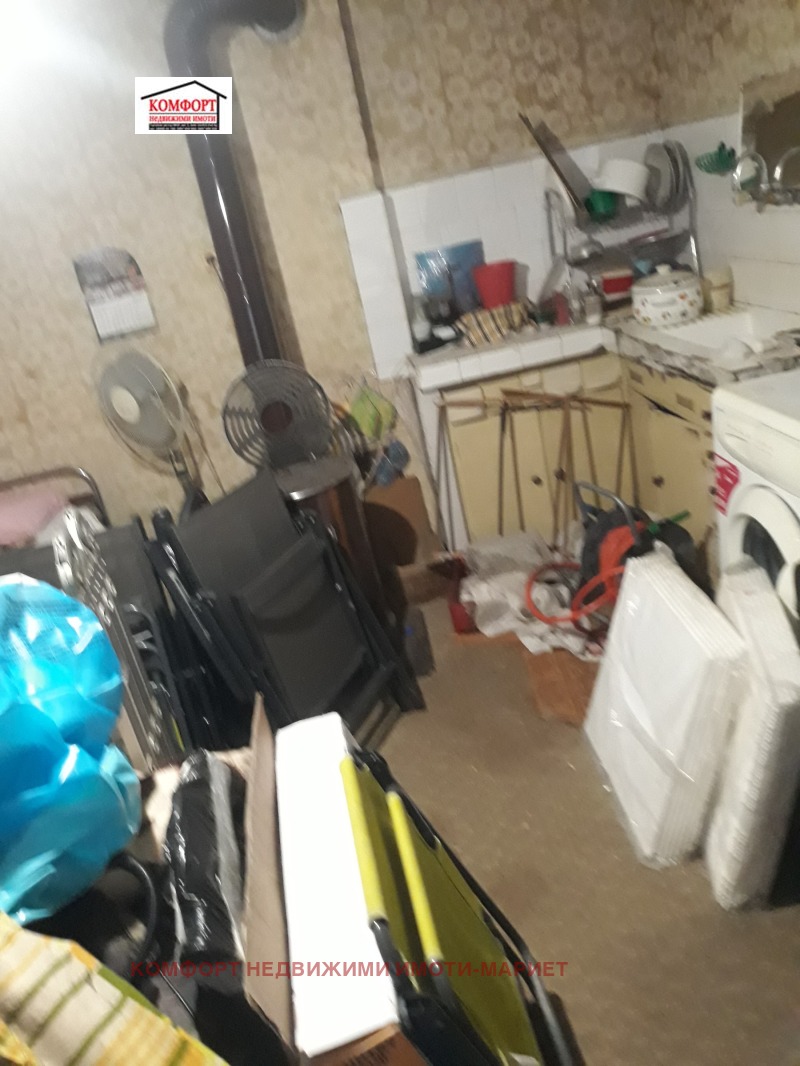 Продава ЕТАЖ ОТ КЪЩА, гр. Плевен, Мара Денчева, снимка 13 - Етаж от къща - 52920289