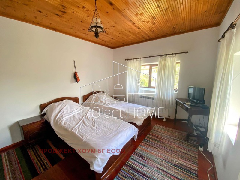 Продава  Къща област Шумен , с. Черни връх , 220 кв.м | 29491422 - изображение [15]