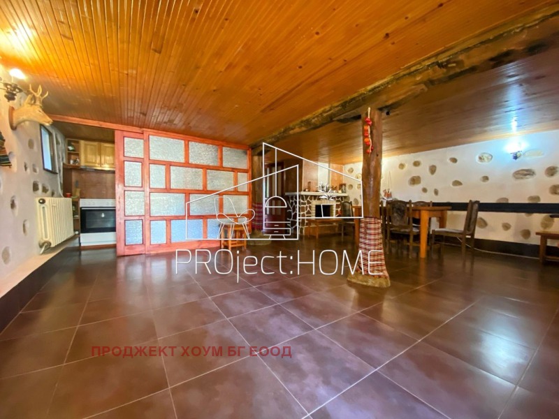 Продава  Къща област Шумен , с. Черни връх , 220 кв.м | 29491422 - изображение [12]
