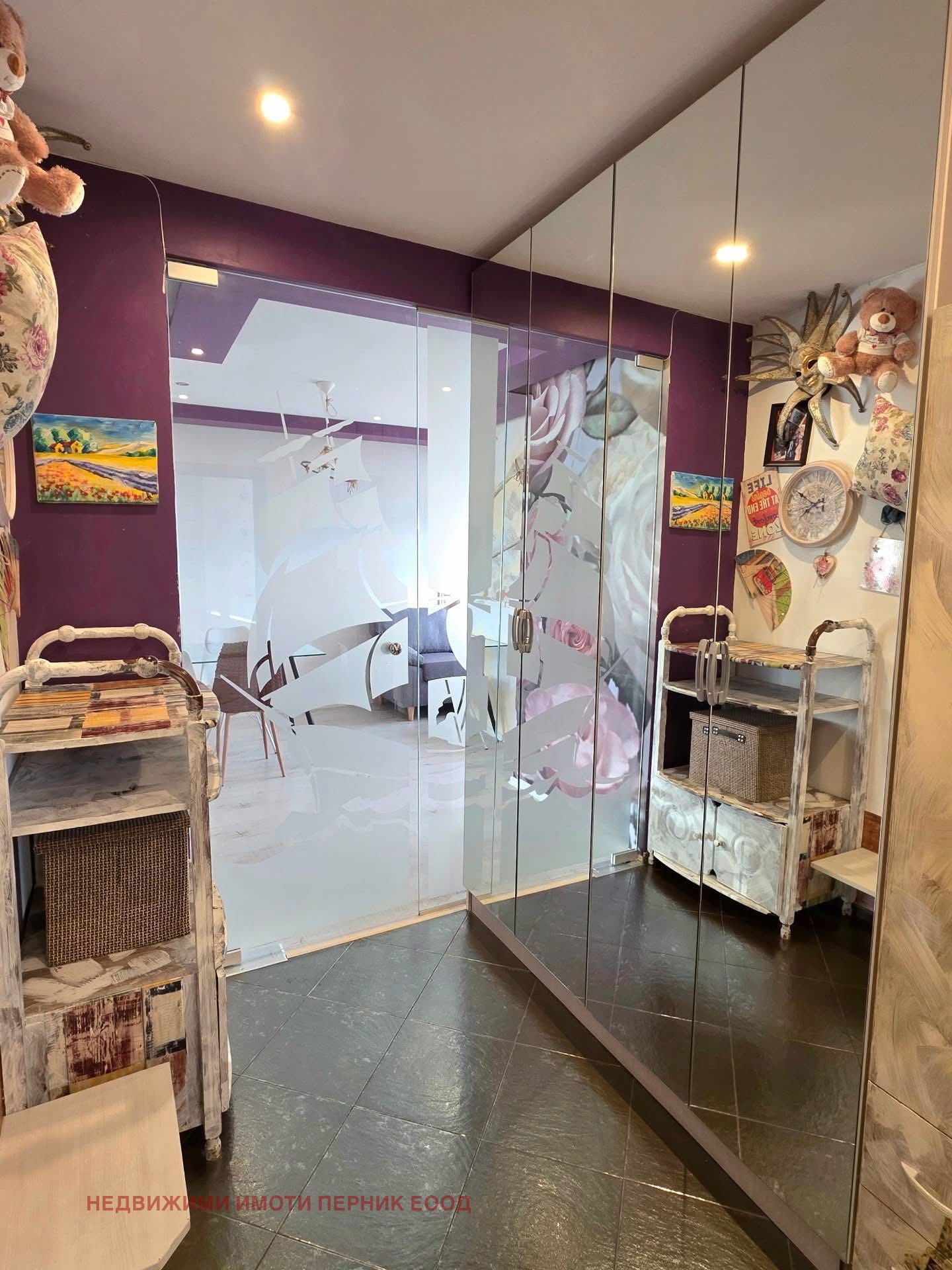 Продава 3-СТАЕН, гр. Перник, Мошино, снимка 2 - Апартаменти - 54423011