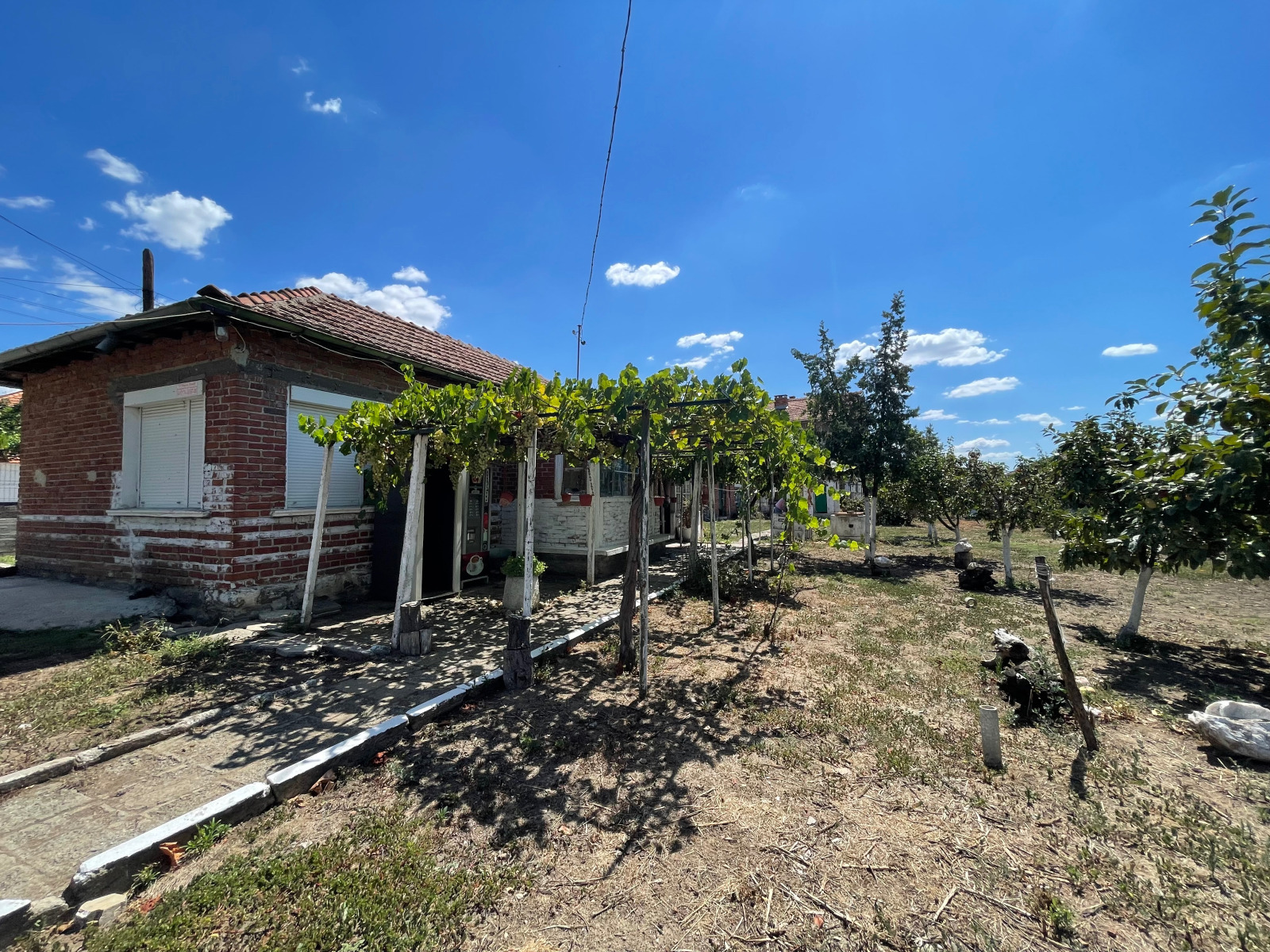 Продава КЪЩА, с. Знаменосец, област Стара Загора, снимка 2 - Къщи - 47059010