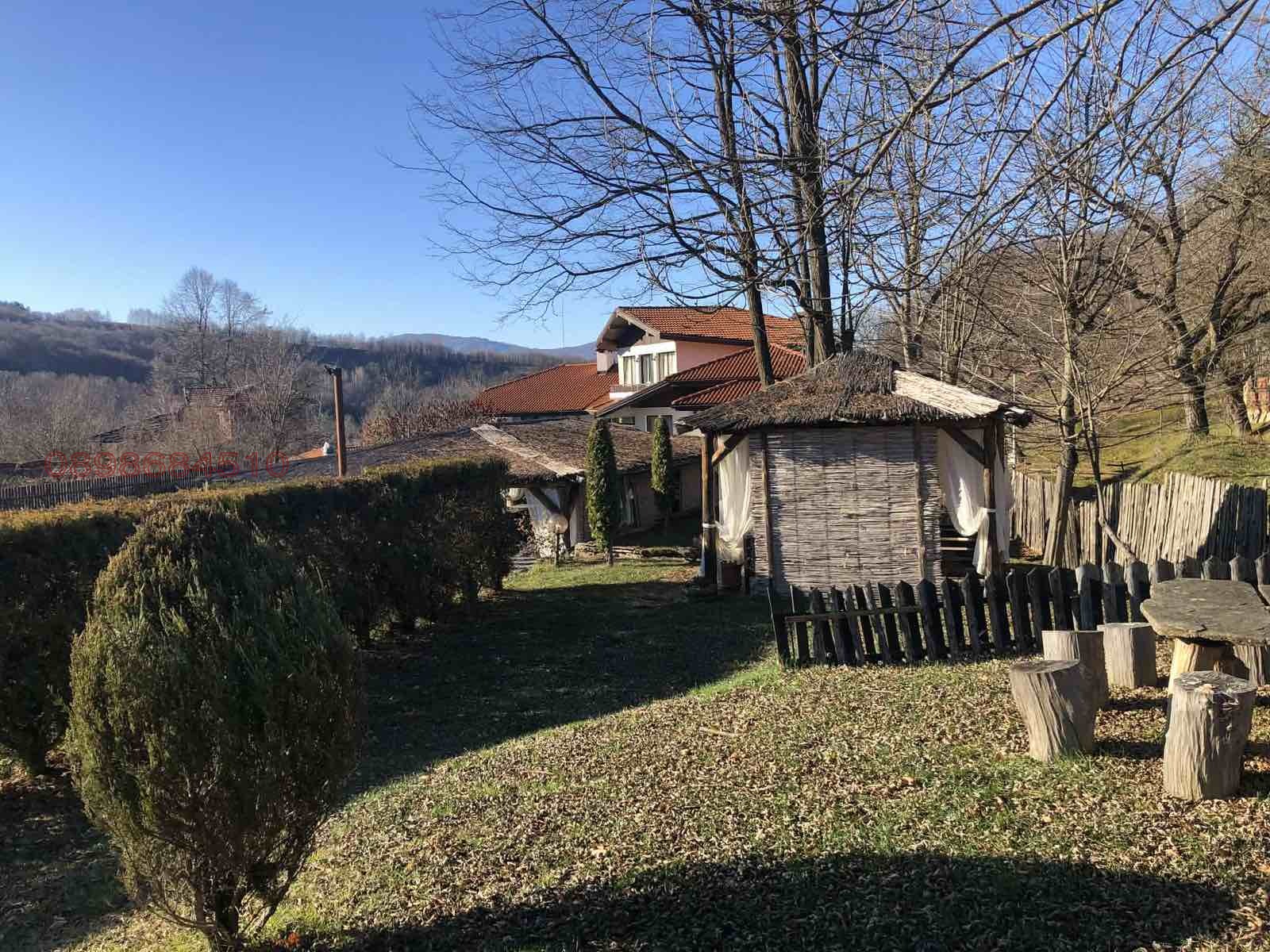 Продава ХОТЕЛ, гр. Априлци, област Ловеч, снимка 5 - Хотели - 54352929