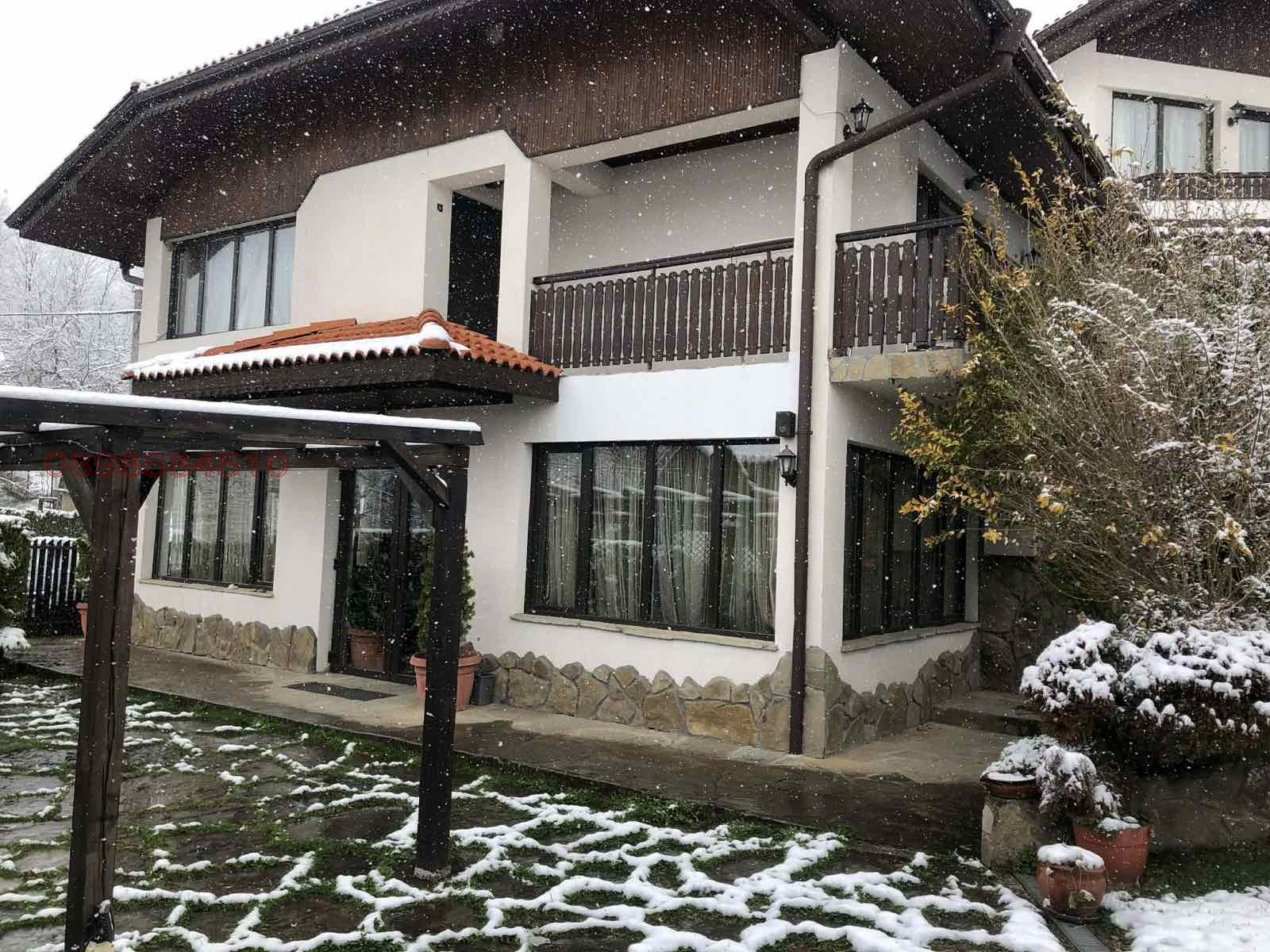 Продава ХОТЕЛ, гр. Априлци, област Ловеч, снимка 6 - Хотели - 54352929