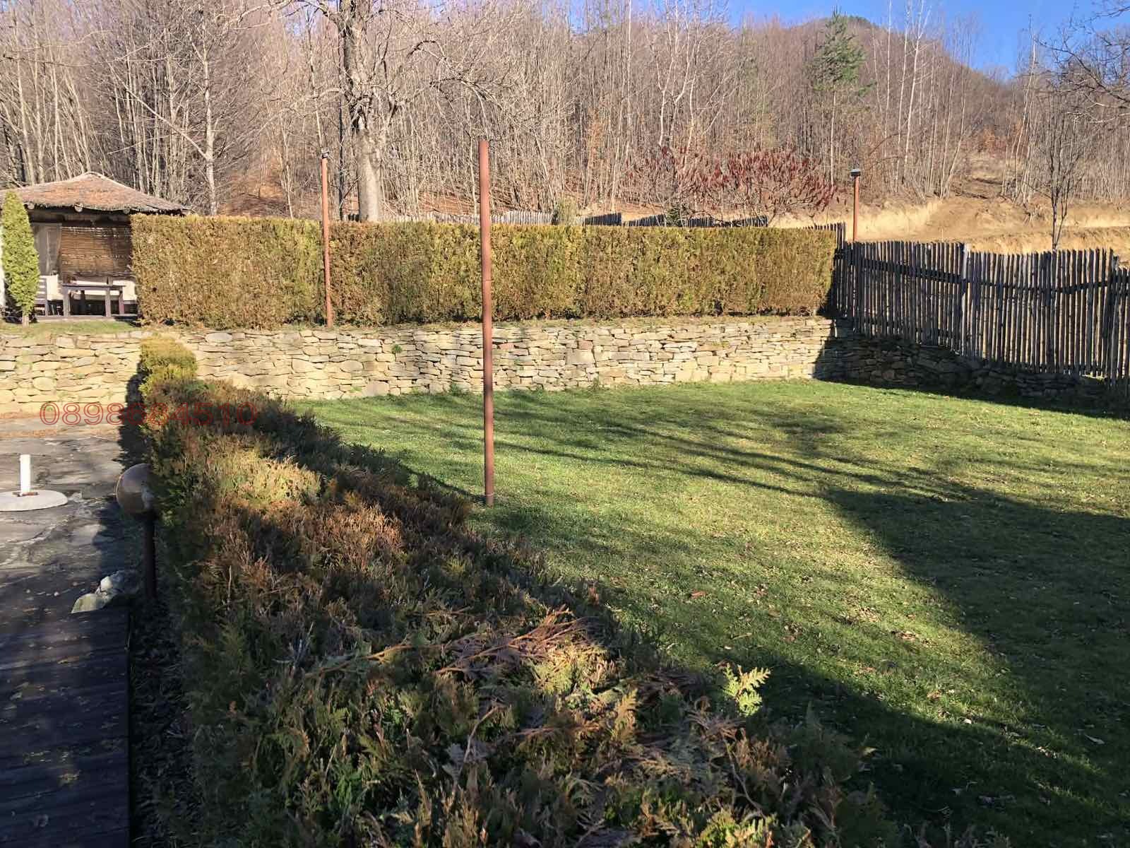 Продава ХОТЕЛ, гр. Априлци, област Ловеч, снимка 4 - Хотели - 54352929