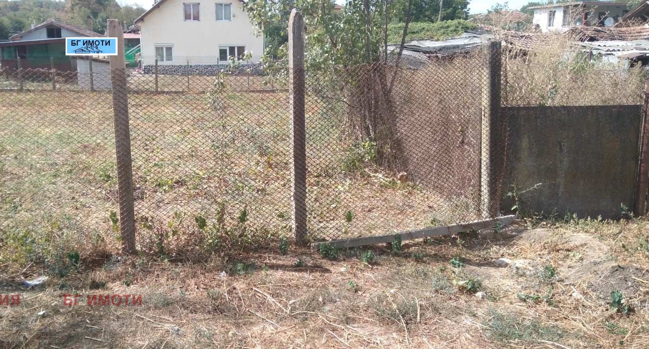 Продава ПАРЦЕЛ, с. Власатица, област Враца