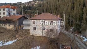 КЪЩА, 165 m2