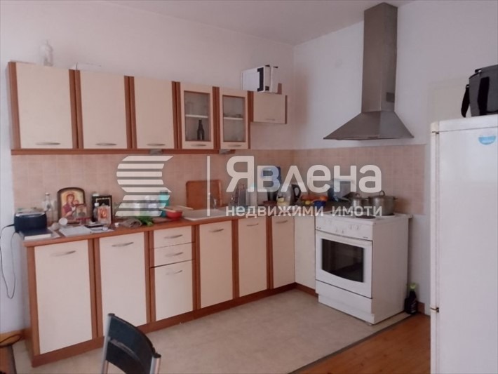 Продава 3-СТАЕН, гр. Благоевград, Широк център, снимка 1 - Aпартаменти - 49535871