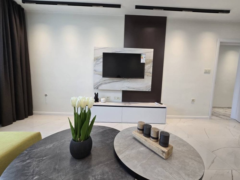 Продава  3-стаен град Стара Загора , Три чучура - център , 110 кв.м | 55551193 - изображение [15]