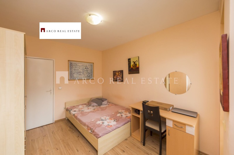 Продава 3-СТАЕН, гр. София, Оборище, снимка 6 - Апартаменти - 52925013