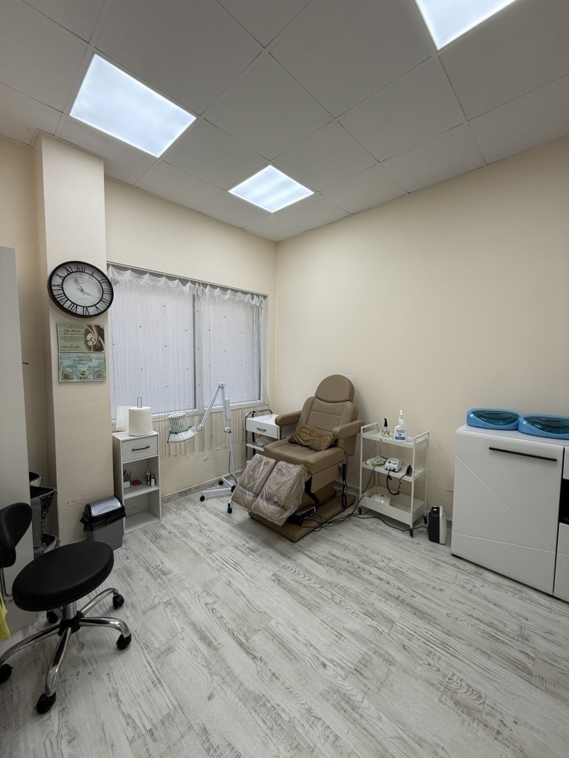 Te koop  Kantoor Sofia , Chipodruma , 92 m² | 23297416 - afbeelding [9]