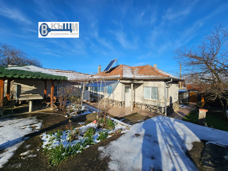 Продава КЪЩА, с. Поликраище, област Велико Търново, снимка 2 - Къщи - 53107156