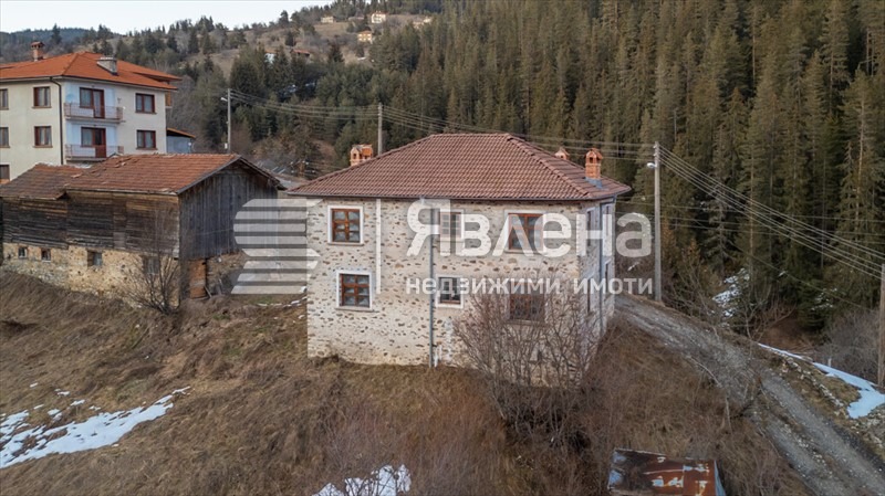 Продава КЪЩА, с. Кутела, област Смолян