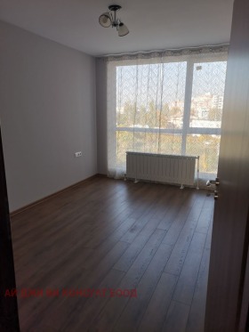 2 Schlafzimmer Druschba 2, Sofia 6