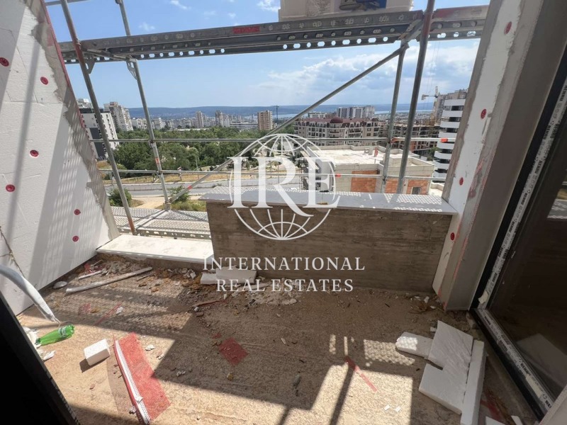 Продава  3-стаен град Варна , Възраждане 4 , 123 кв.м | 52111679 - изображение [9]