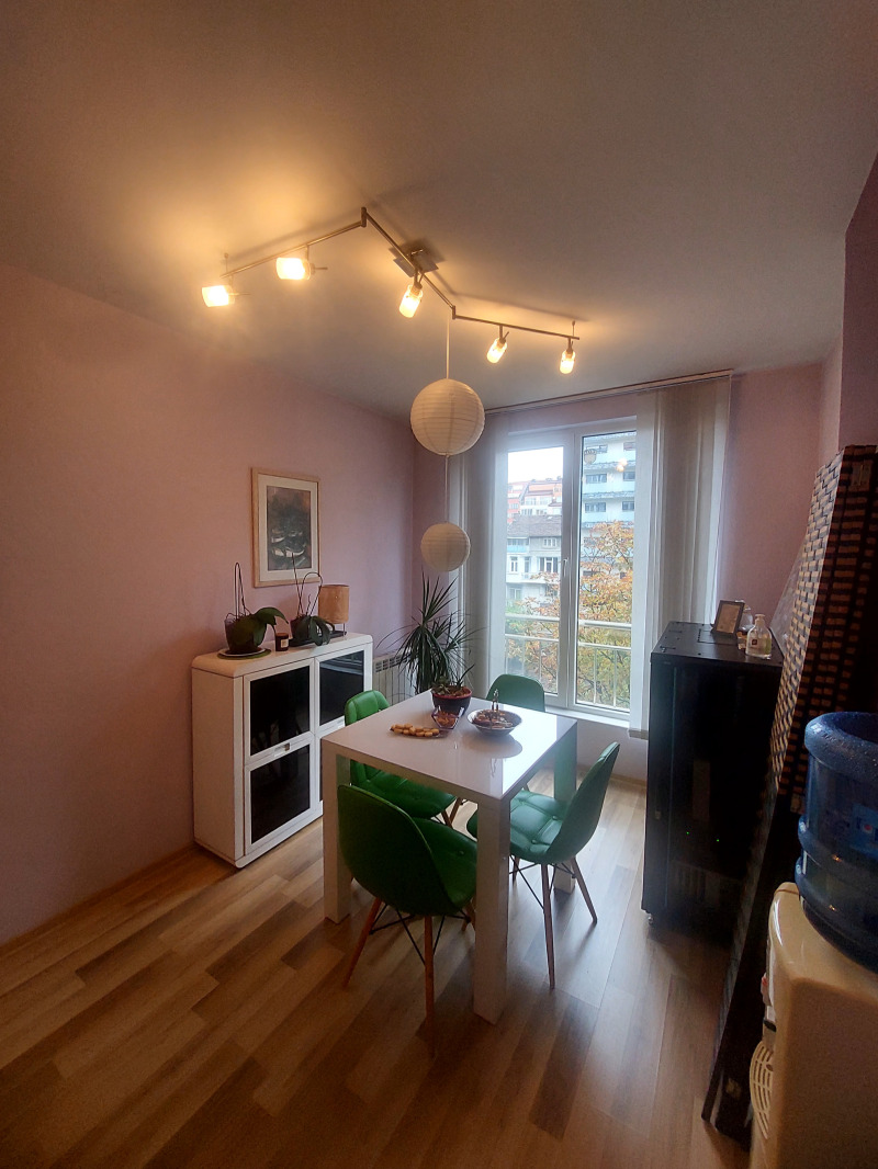 Te koop  2 slaapkamers Sofia , Tsentar , 89 m² | 17822175 - afbeelding [8]
