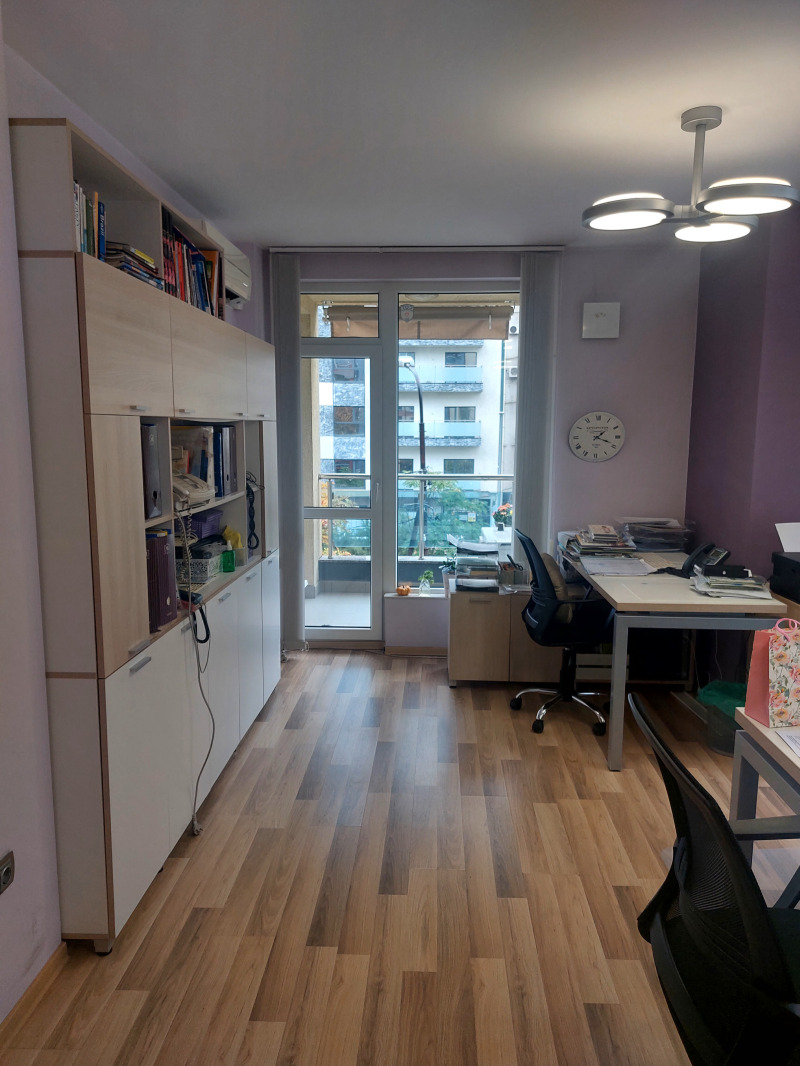 Te koop  2 slaapkamers Sofia , Tsentar , 89 m² | 17822175 - afbeelding [4]