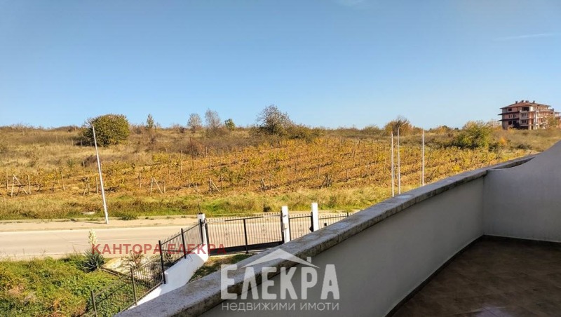 Продава 3-СТАЕН, гр. Бяла, област Варна, снимка 8 - Апартаменти - 53151540