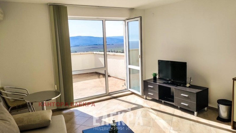 Продава 3-СТАЕН, гр. Бяла, област Варна, снимка 2 - Апартаменти - 53151540