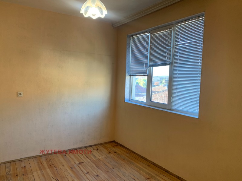 Продава 4-СТАЕН, гр. Карлово, област Пловдив, снимка 10 - Апартаменти - 52231990