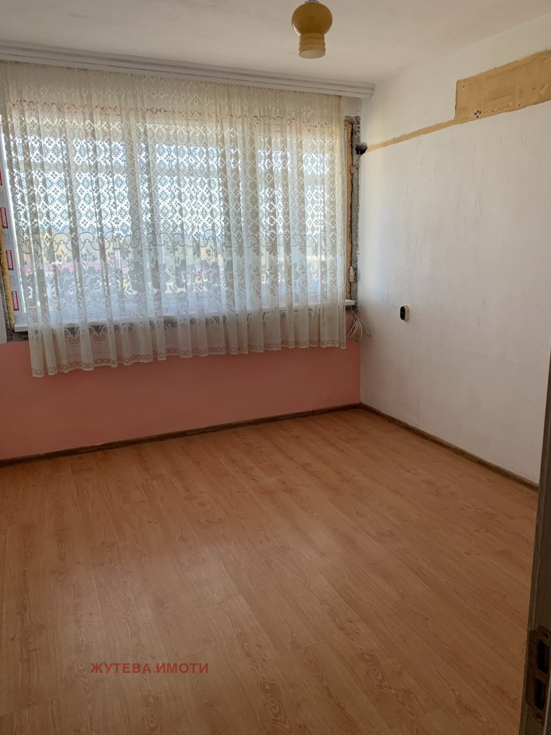 Продава 4-СТАЕН, гр. Карлово, област Пловдив, снимка 7 - Апартаменти - 52231990