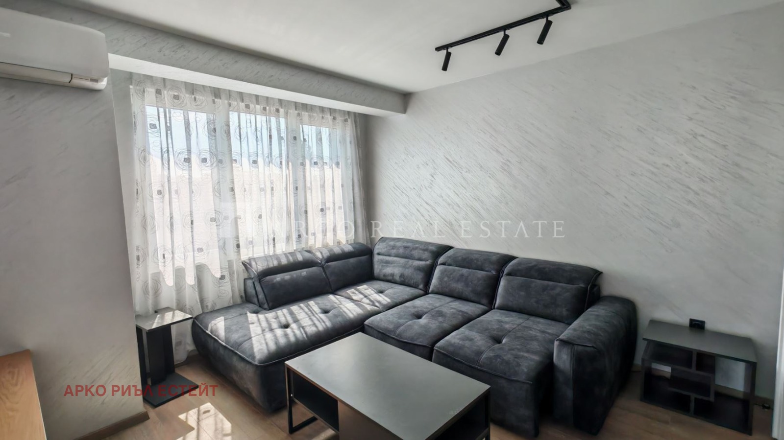 Продава 2-СТАЕН, гр. София, Център, снимка 2 - Апартаменти - 55103691
