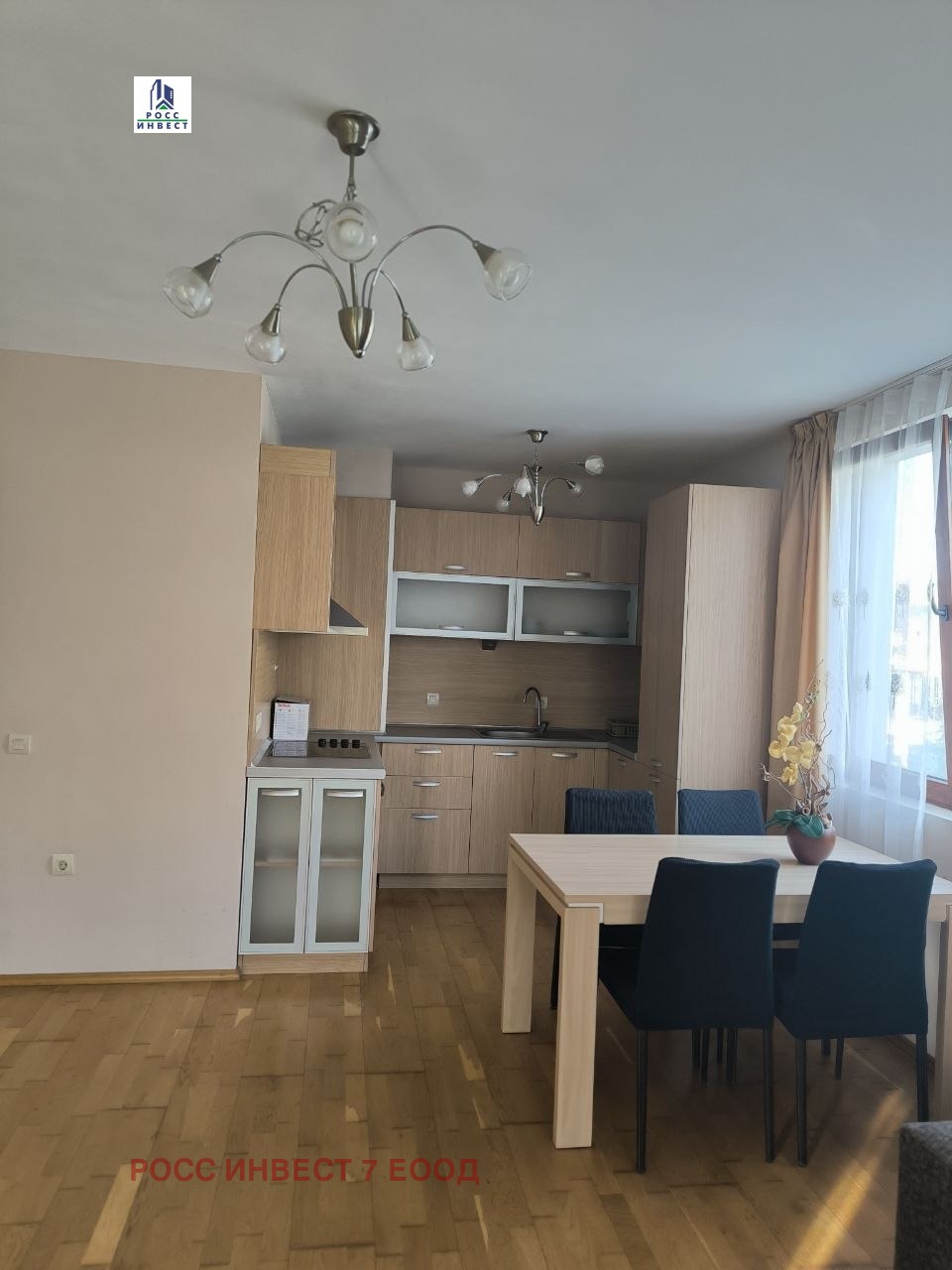 Продава 3-СТАЕН, гр. Варна, к.к. Св.Св. Константин и Елена