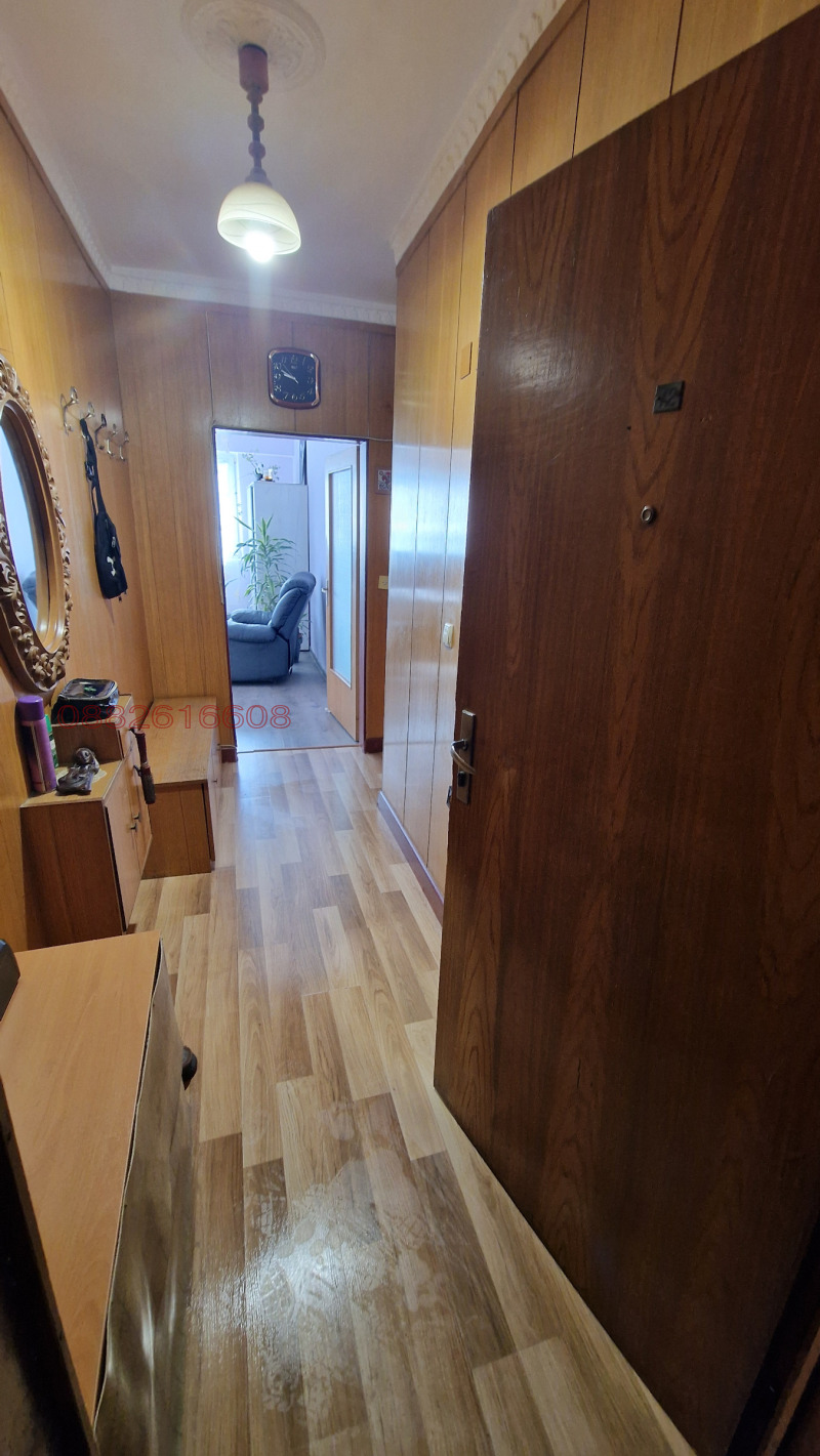 Продава 2-СТАЕН, гр. Шумен, Болницата, снимка 16 - Апартаменти - 52783590