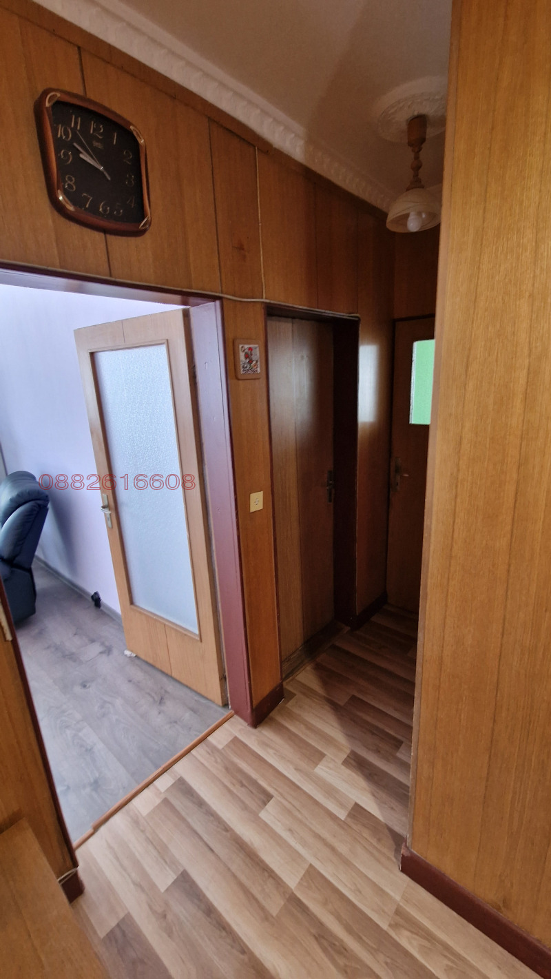 Продава 2-СТАЕН, гр. Шумен, Болницата, снимка 15 - Апартаменти - 52783590