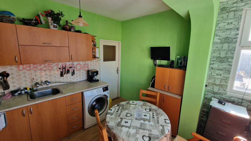 Продава 2-СТАЕН, гр. Шумен, Болницата, снимка 7 - Апартаменти - 52783590