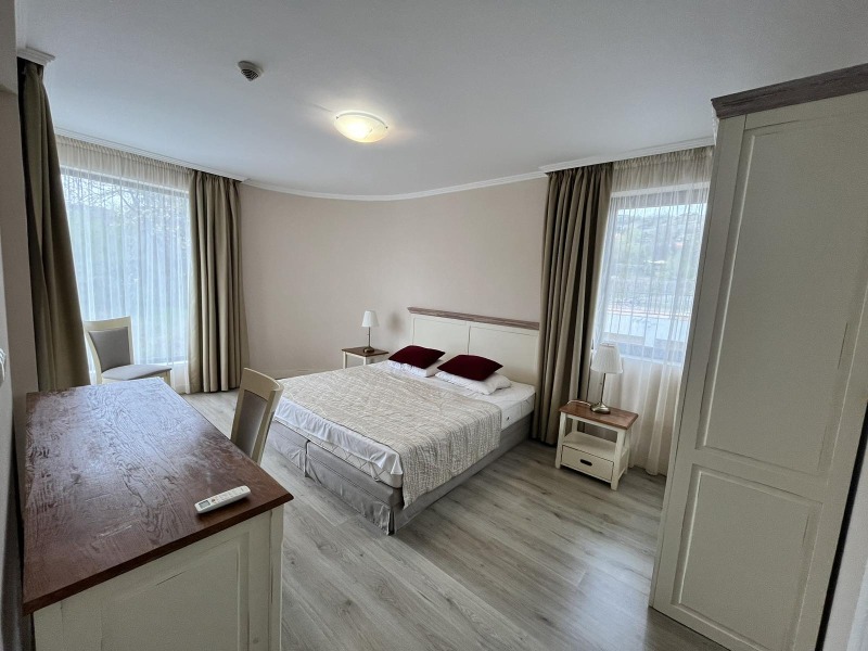 À vendre  2 chambres région de Dobritch , Baltchik , 99 m² | 83899805