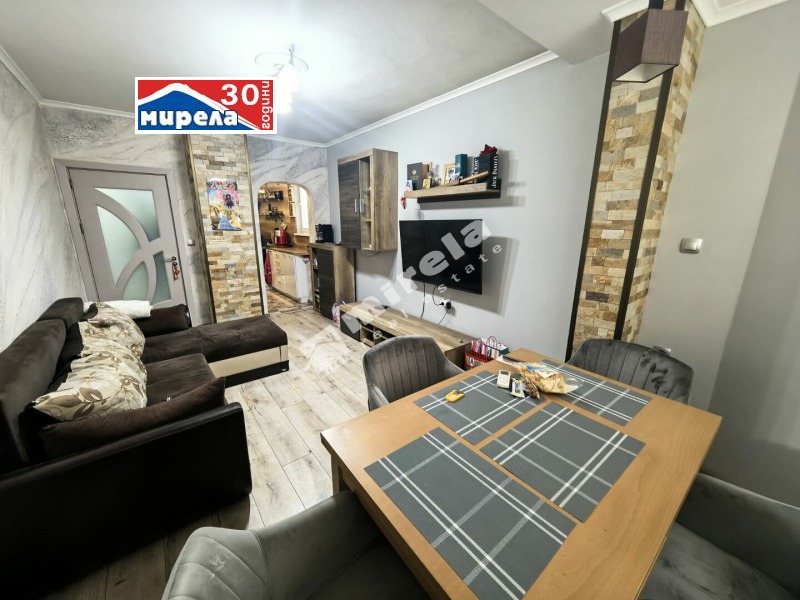 À venda  2 quartos Veliko Tarnovo , Centar , 78 m² | 45616663